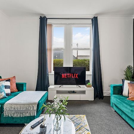 Ferienwohnung 20 Percent Off! Stylish Sheffield Abode Sleeps 12 Exterior foto