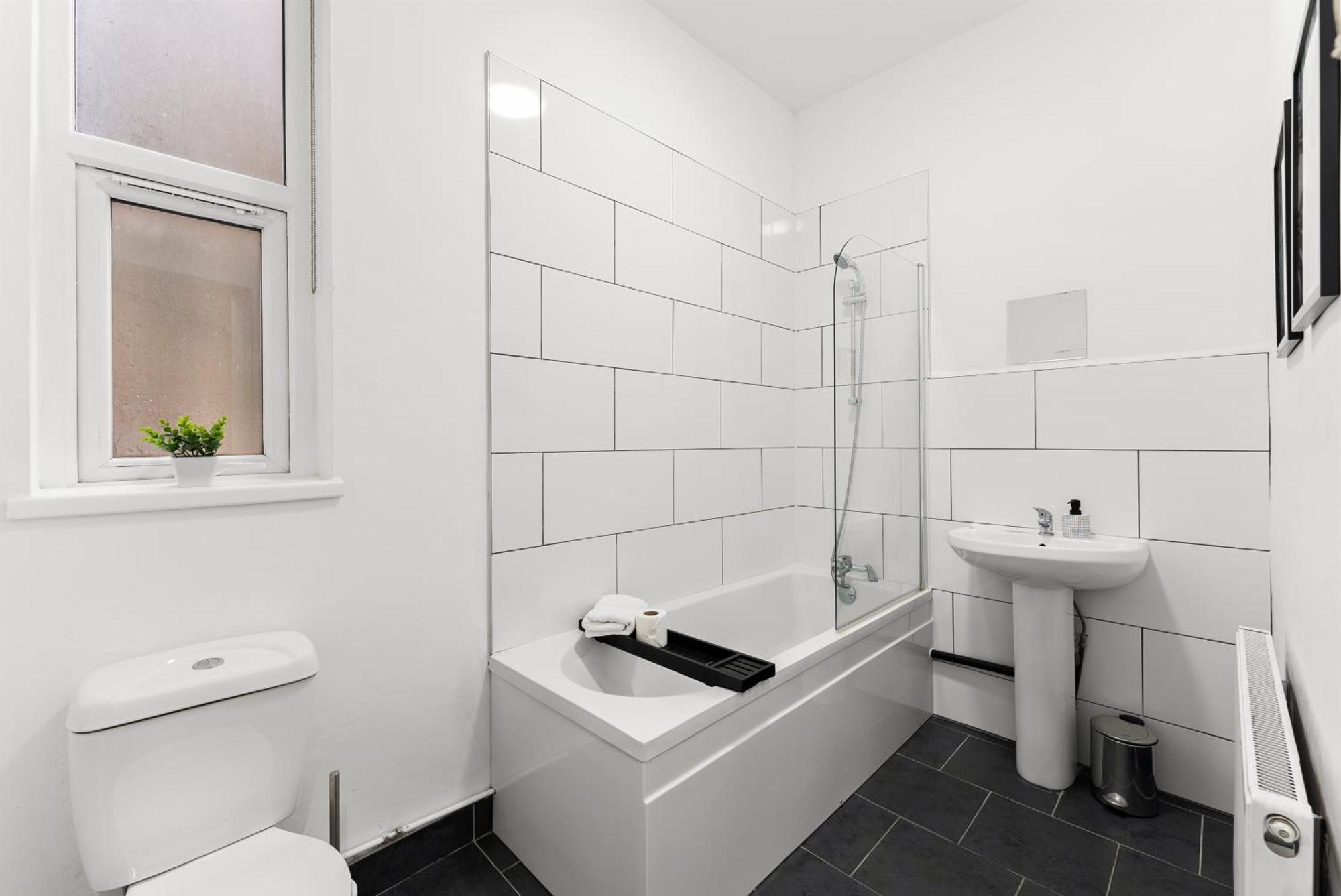 Ferienwohnung 20 Percent Off! Stylish Sheffield Abode Sleeps 12 Exterior foto
