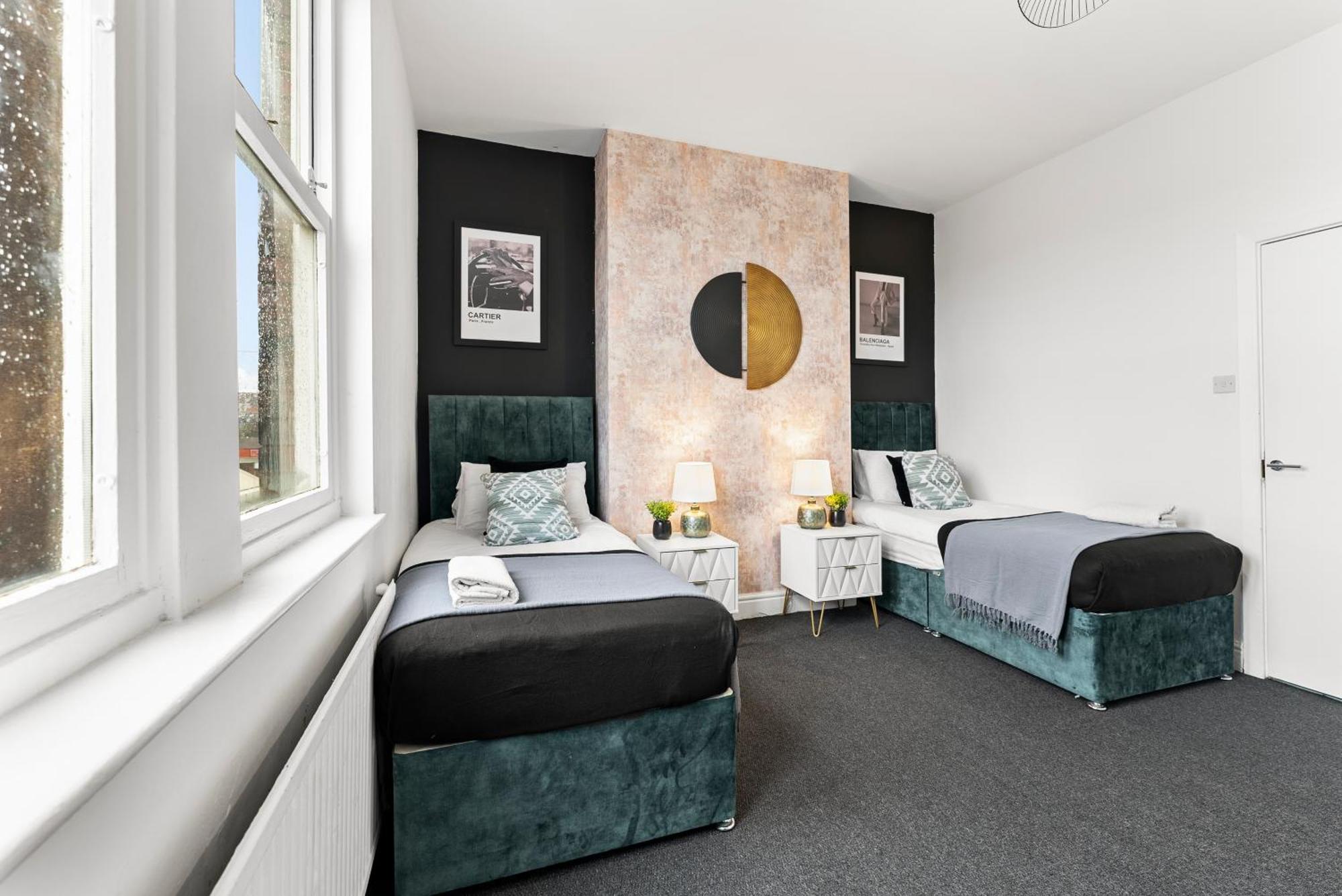 Ferienwohnung 20 Percent Off! Stylish Sheffield Abode Sleeps 12 Exterior foto